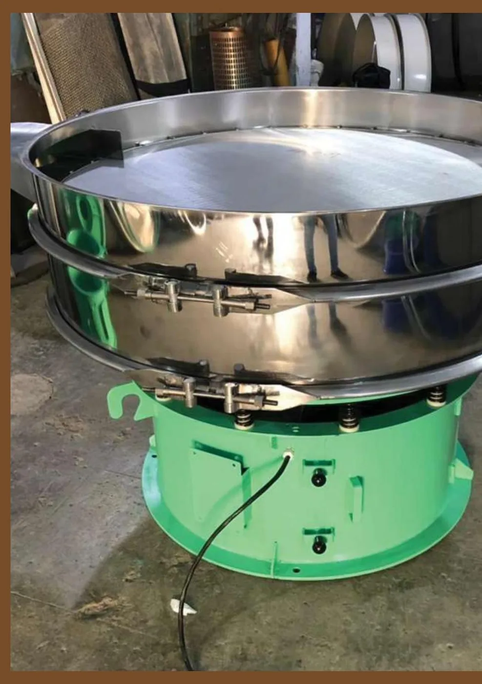 Vibrating Screen Machine